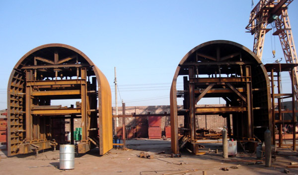 桥梁模板,邯郸钢模板,预制机械设备优质厂家